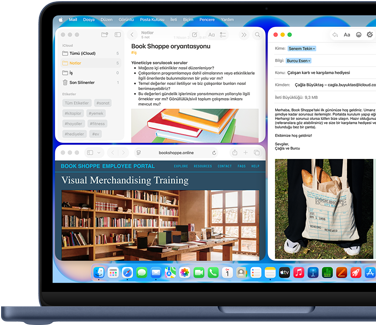MacBook Neo, indigo renk, ekranda bir kitapçının yeni çalışanı için yazılan karşılama mail’i gösteriliyor, üst üste duran diğer pencerelerde ise işe alımla ilgili bilgileri içeren Notlar belgesi ve kitapçının çalışan portalı web sitesini gösteren Safari tarayıcısı yer alıyor