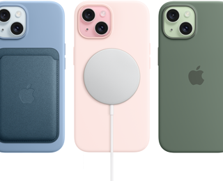 iPhone 15 için MagSafe özellikli Silikon Kılıf, MagSafe özellikli Mikro Dokuma Cüzdan ve MagSafe Battery Pack görünen iPhone 15 görseli.