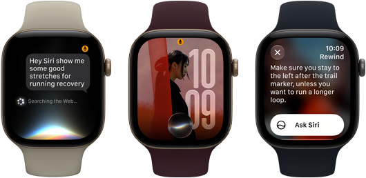 Üç adet Apple Watch Series 12 aygıtı, kum beji renk Spor Kordon takılı aygıt uçuk altın rengi alüminyum kasaya sahip ve Siri AI sohbetini gösteriyor, burgonya renk Spor Kordon takılı aygıt uçuk altın rengi alüminyum kasaya sahip ve Siri AI komplikasyonunun bulunduğu saat kadranında kişiselleştirilmiş bir fotoğrafı gösteriyor, siyah renk Spor Kordon takılı aygıt uzay grisi alüminyum kasaya sahip ve Siri Özeti özelliğini gösteriyor