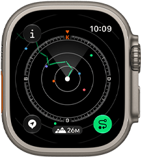 Apple Watch Ultra 4, titanyum kasa, natürel renk, pusula yönlendirmeleriyle güzergâhı gösteren Geriye Dönüş özelliği, sağ dış görünüm, Digital Crown, çıkıntılı yan düğme
