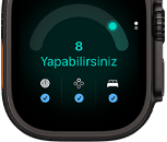 Apple Watch Ultra 4, titanyum kasa, siyah renk, hazır olma skoru 8, sağ dış görünüm, Digital Crown, çıkıntılı yan düğme
