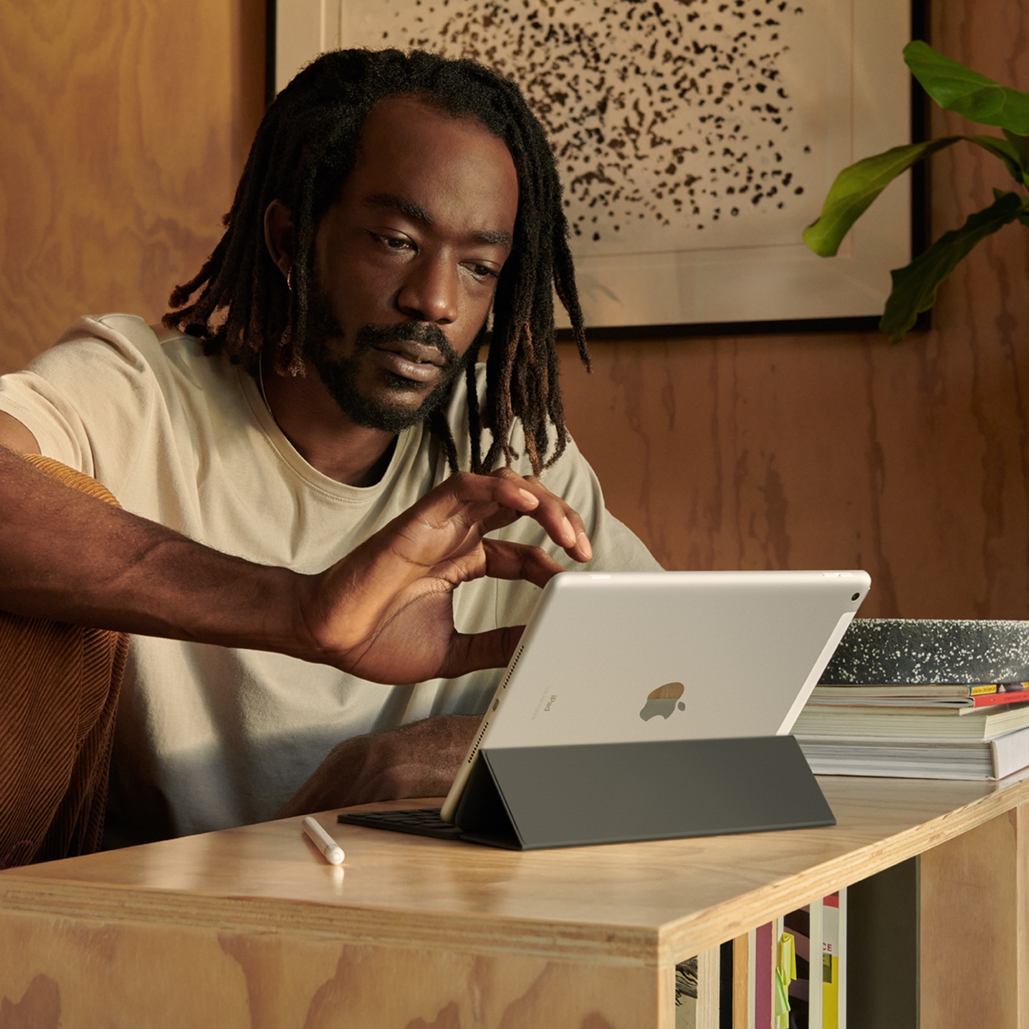 Apple iPad 10.2 inç  Wi-Fi + Cellular 256GB - Uzay Grisi  MK4E3TU/A