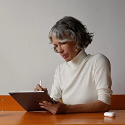Apple 11 inç iPad Pro Wi-Fi + Cellular 2TB - Uzay Grisi MNYL3TU/A MNYL3TU/A