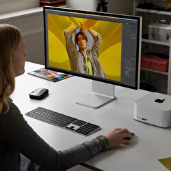 Mac Studio M2 Ultra çip 24 Çekirdekli CPU 60 çekirdekli GPU 1TB SSD MQH63TU/A