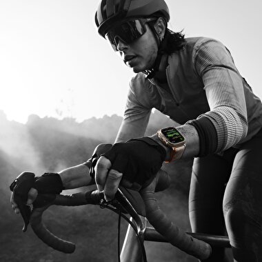Apple Watch Ultra 2 GPS + Cellular, 49mm Titanyum Kasa ve Mavi Alpine Loop - Orta Boy  MREP3TU/A