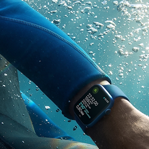 Apple Watch Series 7 GPS, 41mm Mavi Alüminyum Kasa ve Abyss Mavi Spor Kordon -  MKN13TU/A