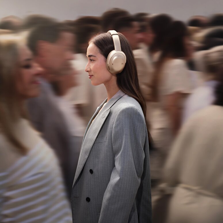 JBL Tour One M2 Wireless Kulaklık OE Siyah 6925281960131