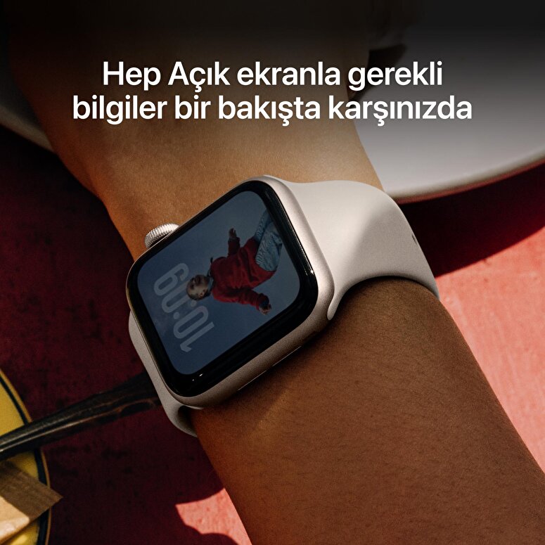 Apple Watch SE 3 GPS 40mm Gece Yarısı Alüminyum Kasa ve Gece Yarısı Spor Kordon - S/M MEH94TU/A